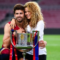 Dunia maya tiba-tiba membicarakan si tampan Gerard Pique menyusul kekalahan timnas Spanyol di tangan Rusia di babak 16 besar Piala Dunia 2018. Menurut netizen, pemain Spanyol tersebut tetaplah pria yang beruntung karena memiliki kekasih seperti Shakira. (Foto: David Ramos/Getty Images)