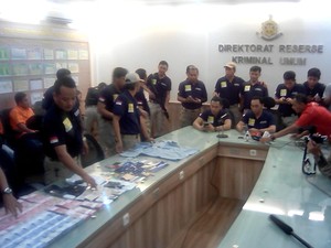 Peras WN Taiwan Rp 10 Miliar, 8 Orang Diciduk Polisi