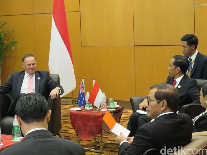 Bertemu di Malaysia, Jokowi dan John Key Bahas Pasar dan Penanganan Terorisme