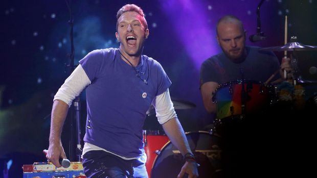 Fan langsung tanggap bereaksi mengetahui karya baru Chris Martin dan teman-temannya ini.