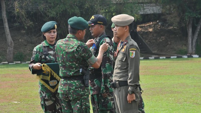 Pupuk Jiwa Korsa, Satpol PP Digembleng Kostrad