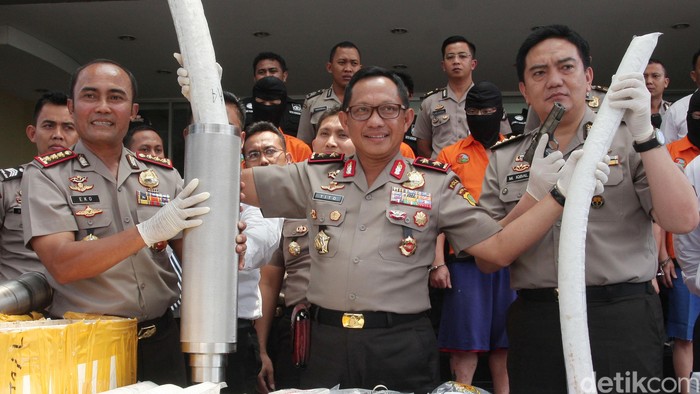 Para Pelaku Teror Bom Datang ke Thamrin dengan Mobil Berpelat B