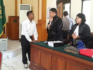 Soal Foto Cek Rp 4,7 M yang Disodorkan Jaksa, Begini Jawaban Agustinus