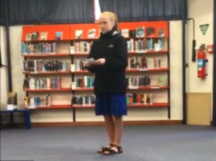 Tepis Bullying, Remaja Tanpa Anus dan Rahim Ini Bikin Pidato Emosional