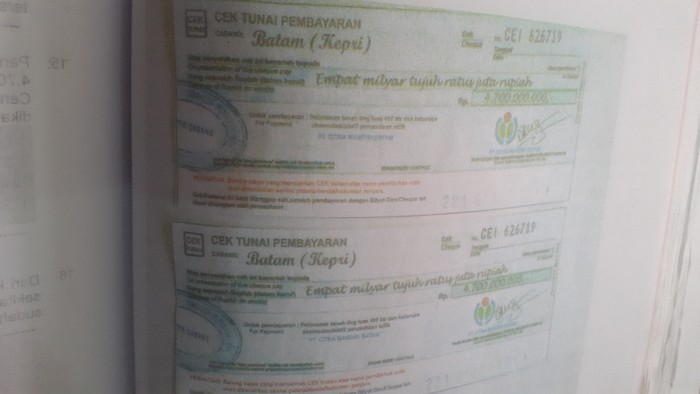 Ini Foto Cek Rp 4,7 M yang Ditunjukkan Jaksa, Hakim Minta Bukti Asli