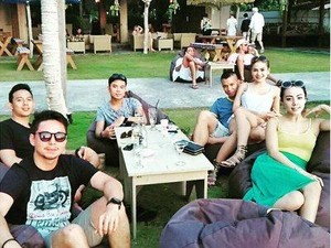 Ini Pose Intim Lain Nikita Mirzani dengan Samuel Rizal
