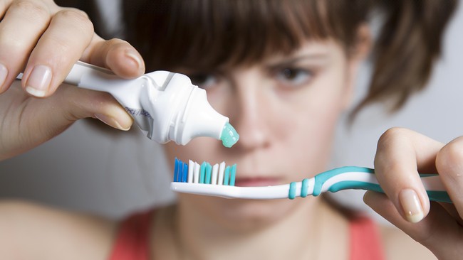 5 Alasan Mengapa Gusi Sering Berdarah Setelah Sikat Gigi