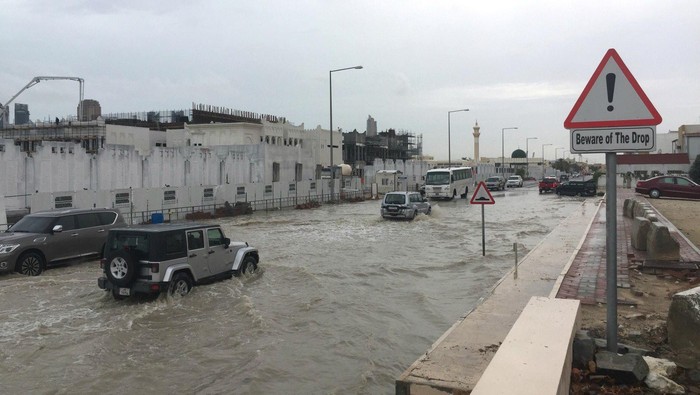 Qatar Dilanda Banjir, Picu Kemacetan dan Sekolah Ditutup