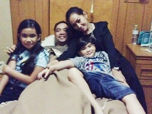 Istri Baru Sandy Tumiwa, Samuel Rizal Intim dengan Nikita Mirzani