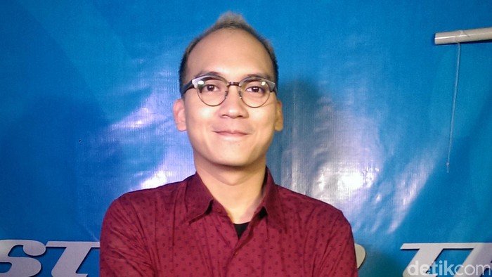 Egi John