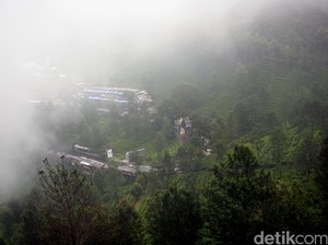 Labuan Bajo Diselimuti Udara Kabur 2 Hari, Warga Sempat Kira Abu Vulkanis