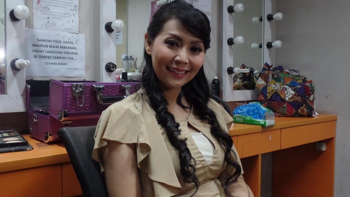 Natal Berstatus Janda, Tessa Kaunang Sebut Belum Ada Pria yang Serius