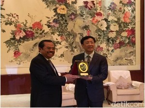 Bertemu Jaksa Agung se-ASEAN dan China, Prasetyo Bahas Buronan dan Aset Negara