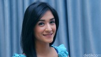 Keputusan itu awalnya diambil karena Fanny ingin fokus pada pendidikannya.