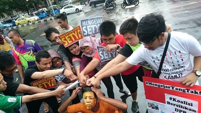 Ingin MKD Terbuka, Koalisi Masyarakat Gelar Aksi Mengejar yang Tak Setya