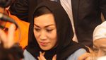 Tegarnya Istri Baru Sandy Tumiwa