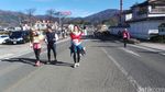 Asyiknya Ariel Tatum Maraton di Kaki Gunung Fuji!