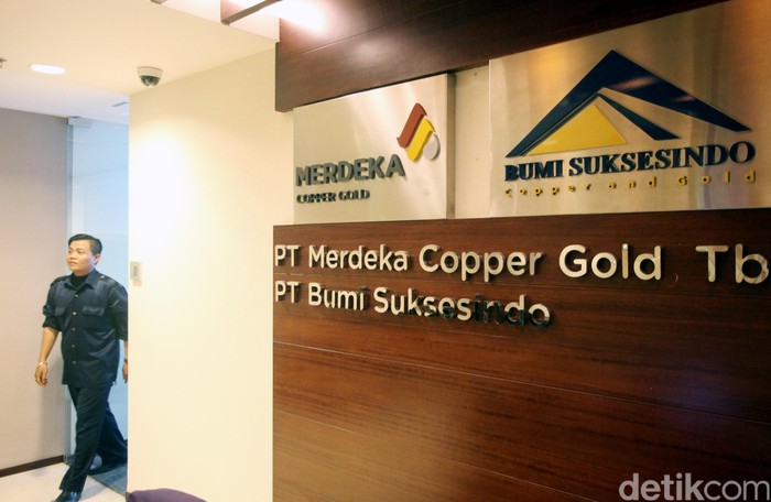 Kantor Merdeka Cooper Gold Tbk dan Bumi Suksesindo di Menara IFC Jakarta