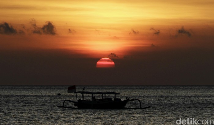 Perahu nelayan Pantai Lombok. 
dikhy sasra/ilustrasi/detikfoto