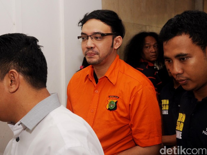 Ajukan Pembelaan, Sandy Tumiwa Ingin Bebas