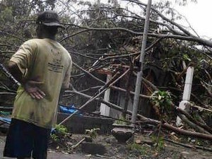 Satu Orang Tewas Disambar Petir Saat Puting Beliung