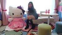 Pernah ada orang yang menawarkan sejumlah uang pada manajer yang sekaligus ibunya untuk bisa bermalam dengan Ariel Tatum. Foto: Dicky Adrian