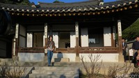 detikHOT juga berkesempatan untuk melihat Lee Young Ae syuting Saimdang-The Herstory. Atmi Ahsani Yusron/detikHOT.