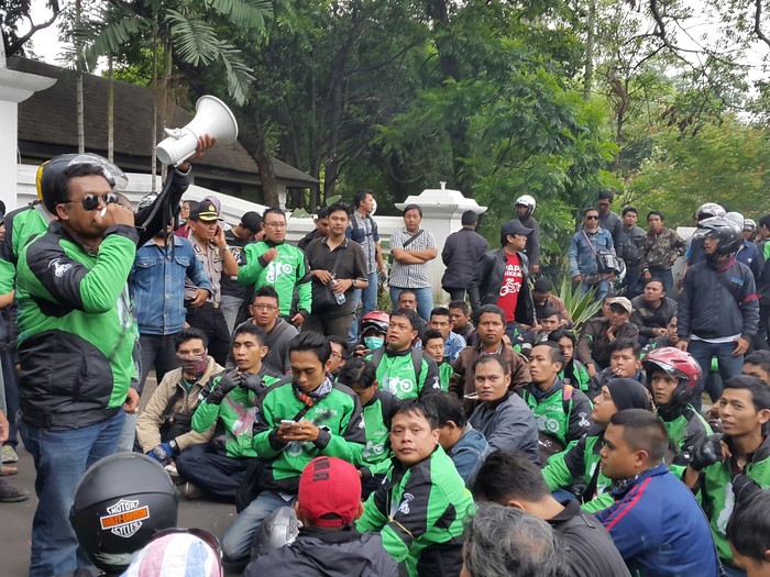 Mediasi Deadlock, Driver Bandung Meluncur ke Kantor Go-Jek