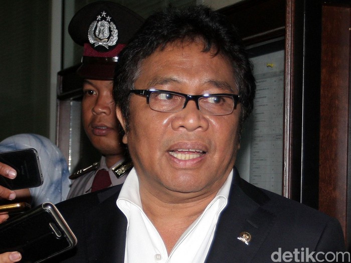 Ridwan Bae merupakan politikus Partai Golongan Karya (Golkar). Dia juga anggota Mahkamah Kehormatan Dewan (MKD) DPR. Lamhot Aritonang/detikcom.
