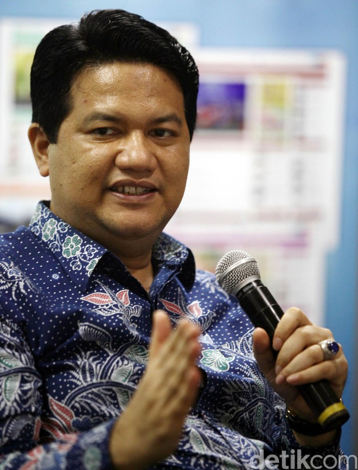 Husni Kamil Manik dan Cuitan Ayat Alquran di Twitter