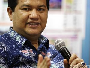 Husni Kamil Manik dan Cuitan Ayat Alquran di Twitter