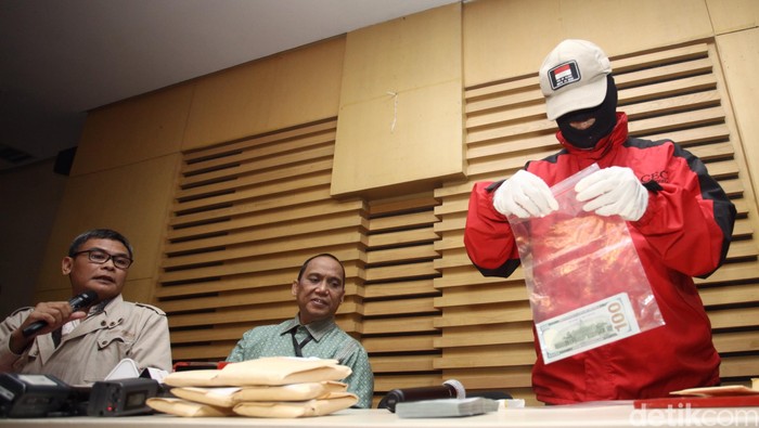 KPK Terima Pengembalian Uang Suap dari Anggota DPRD Banten