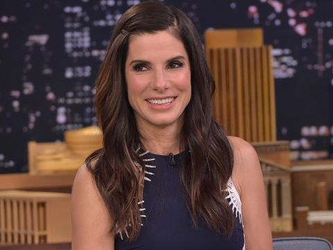 Rahasia Awet Muda Sandra Bullock: Facial Penis Seharga Rp 9 Juta