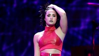 Wow, seksinya Demi Lovato. Cooper Neill/Getty Images/detikFoto.