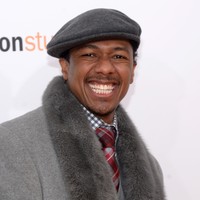 Terlepas dari benar atau tidaknya tuduhan pada Nick, nyatanya presenter America’s Got Talent itu memang dulunya hidup tidak berkecukupan. Dia besar di kawasan street gang di mana aksi tembak-tembakan adalah makanan keseharian. Dengan masa kecilnya itu, dia pun bertekad meraih sukses di Hollywood. Kini tekadnya itu menjadi nyata. Nick meraih sukses. Kesuksesannya bisa dilihat dari lemari sepatunya di rumahnya yang luas di kawasan Los Angeles, Amerika Serikat. Foto: Ben Gabbe