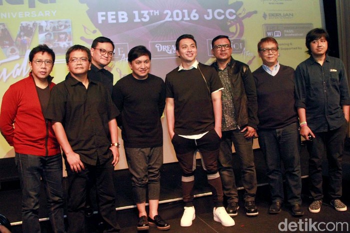 Banjir Bintang Tamu di Konser 30 Tahun Kahitna