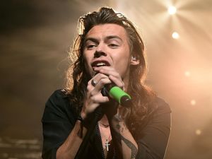 Harry Styles Sebut Pacaran dengan Taylor Swift Berat