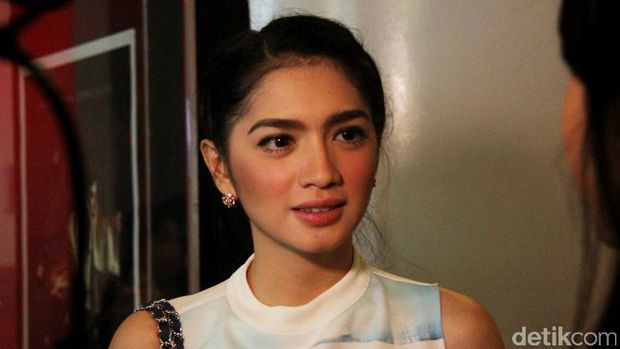 Heboh Video Angel Karamoy Bareng Produser, Joey Alexander Selevel dengan Musisi Dunia