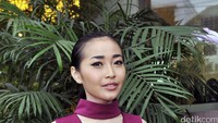 Selain Rinni, Kahitna juga akan menghadirkan Raisa di konser tersebut. Pool/Noel/detikFoto.