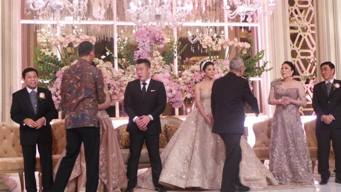 Begini Indahnya Pelaminan Putri Setya Novanto