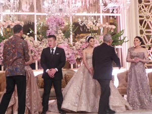 Menko Polhukam Luhut Pandjaitan Juga Hadiri Resepsi Putri Novanto