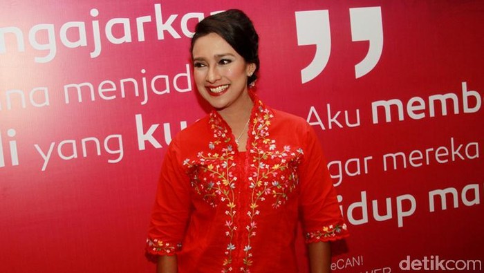 Sehari-hari, Shahnaz Haque cukup akrab dengan kanker dalam riwayat keluarganya (Foto: Gus Mun) Sehari-hari, Shahnaz Haque cukup akrab dengan kanker dalam riwayat keluarganya (Foto: Gus Mun)