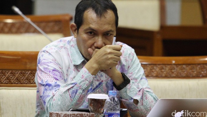 Ini 4 Pernyataan Kontroversial Capim KPK Saut Situmorang