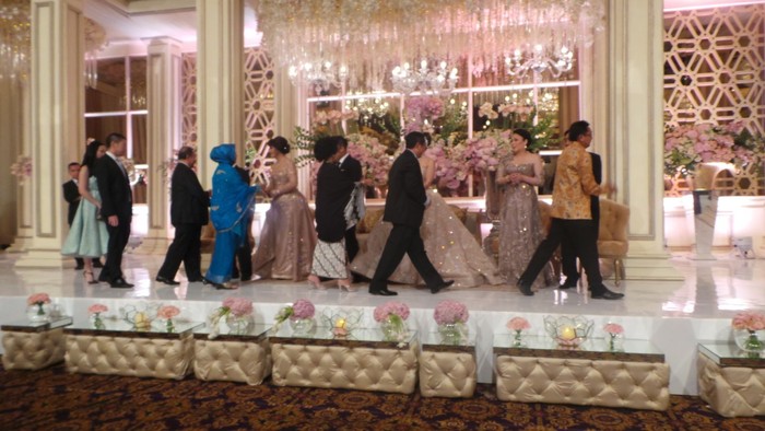 Begini Suasana Meriah Pesta Resepsi Pernikahan Putri Novanto