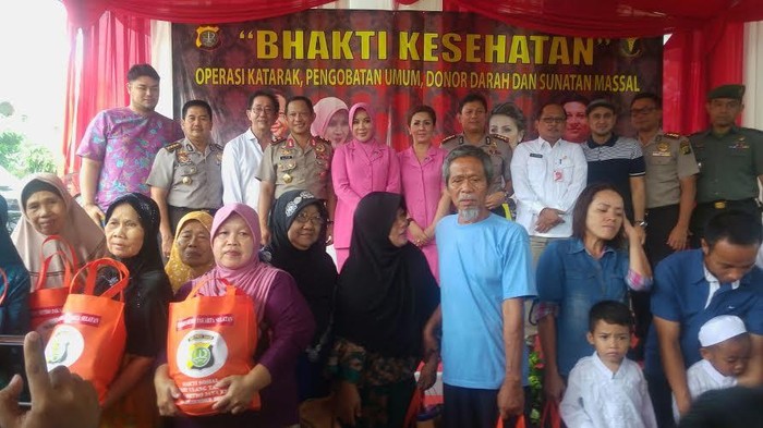HUT ke-66, Polda Metro Gelar Pengobatan Gratis hingga Bagi-bagi Sembako