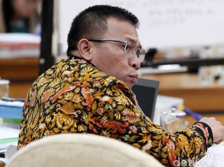Jemput Dita yang Mabuk, Masinton: Aku Habis Ada Kegiatan Resmi Jemput Dita yang Mabuk, Masinton: Aku Habis Ada Kegiatan Resmi