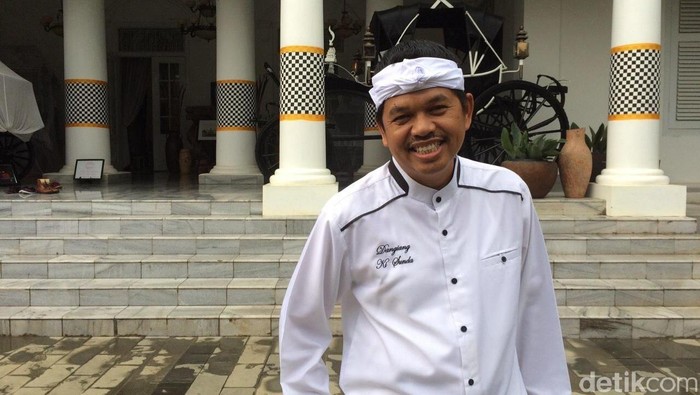 Peringati HUT PGRI, Bupati Purwakarta Ingatkan Pentingnya Peran Guru