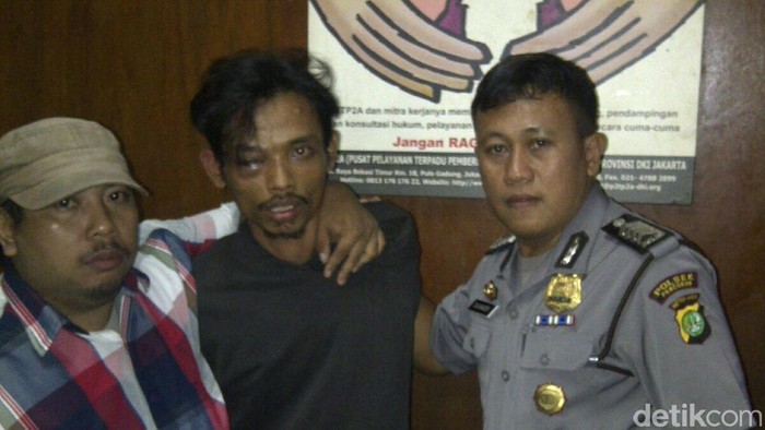 Rampas HP Milik ABG, Pemuda Ini Babak Belur Dihajar Massa