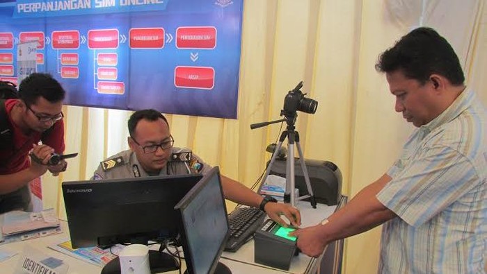 SIM Online Resmi Dilaunching di Surabaya
