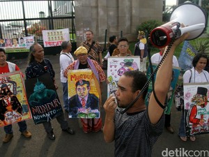 Rakyat Sudah Marah, MKD Jangan Main-main Tangani Kasus Novanto